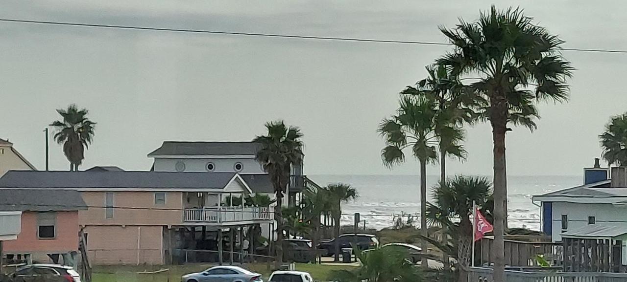Private Beach -- Away From The Crowds - Ocean Views -Short Drive To Moody Gardens, Schlitter Bahn, Pleasure Pier Galveston Eksteriør bilde